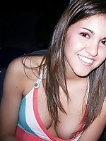 12 pictures - Peek down blouse of the beautiful amateurs