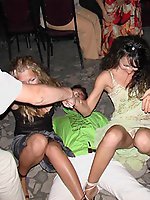 17 pictures - Upskirt sniper gallery