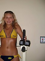 24 pictures - Panties show is the hottest event of this year?s summer