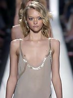 8 pictures - downblouse nipples bras voyeur pics