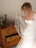 Upskirt pictures - Naughty Brides upskirt photos
