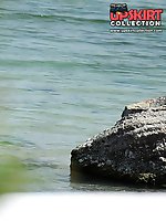 12 pictures - Hot bikini peek on tits and asses