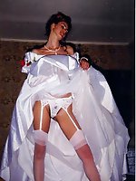 Upskirt pictures - Amateur Brides Upskirt