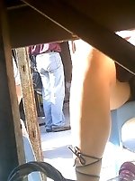 4 pictures - Upskirt sniper gallery