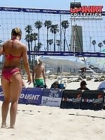 12 pictures - Summer midday and bikini heat