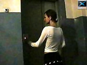 3 movies - Upskirt video voyeur gallery
